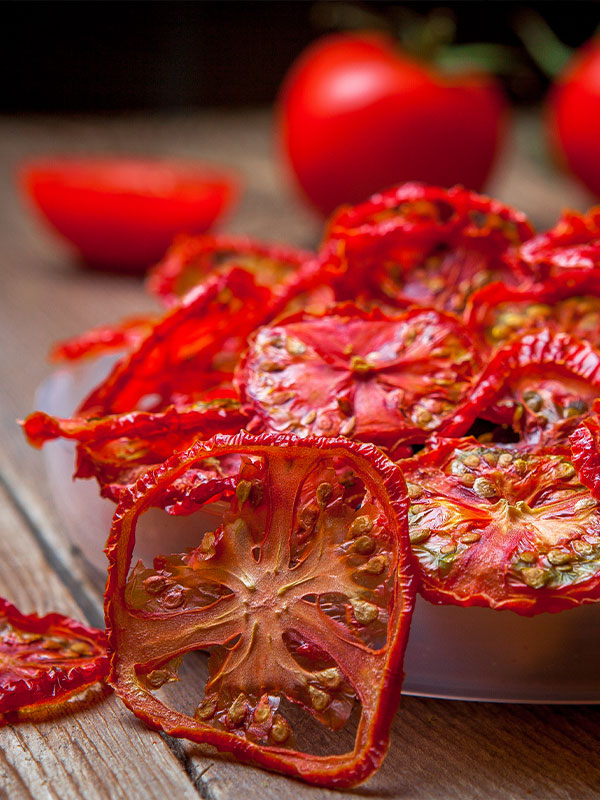 Dehydrated Tomato (Strips/Chips)